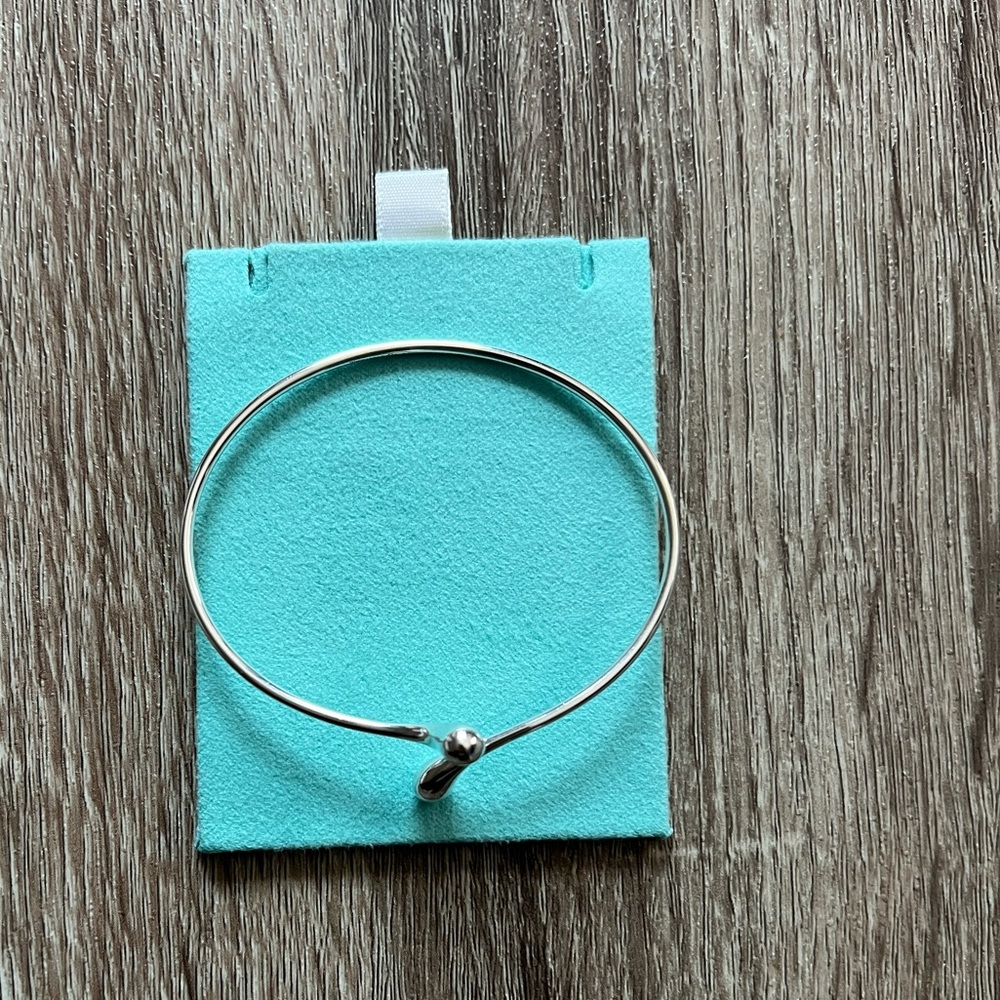 Tiffany‎ & Co. teardrop bangle - Picture 3 of 7